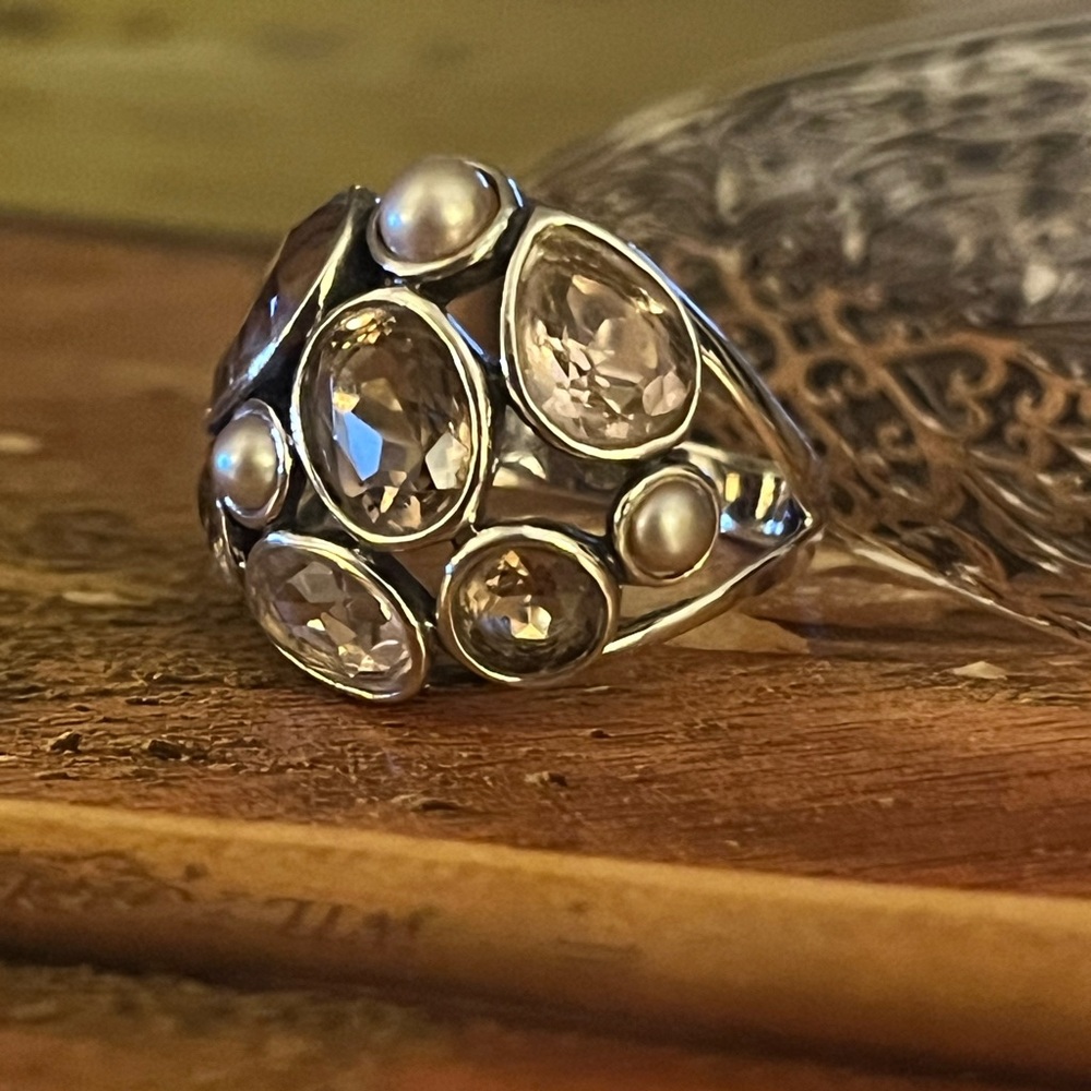 Silpada Sweet Embrace Ring - Picture 11 of 11